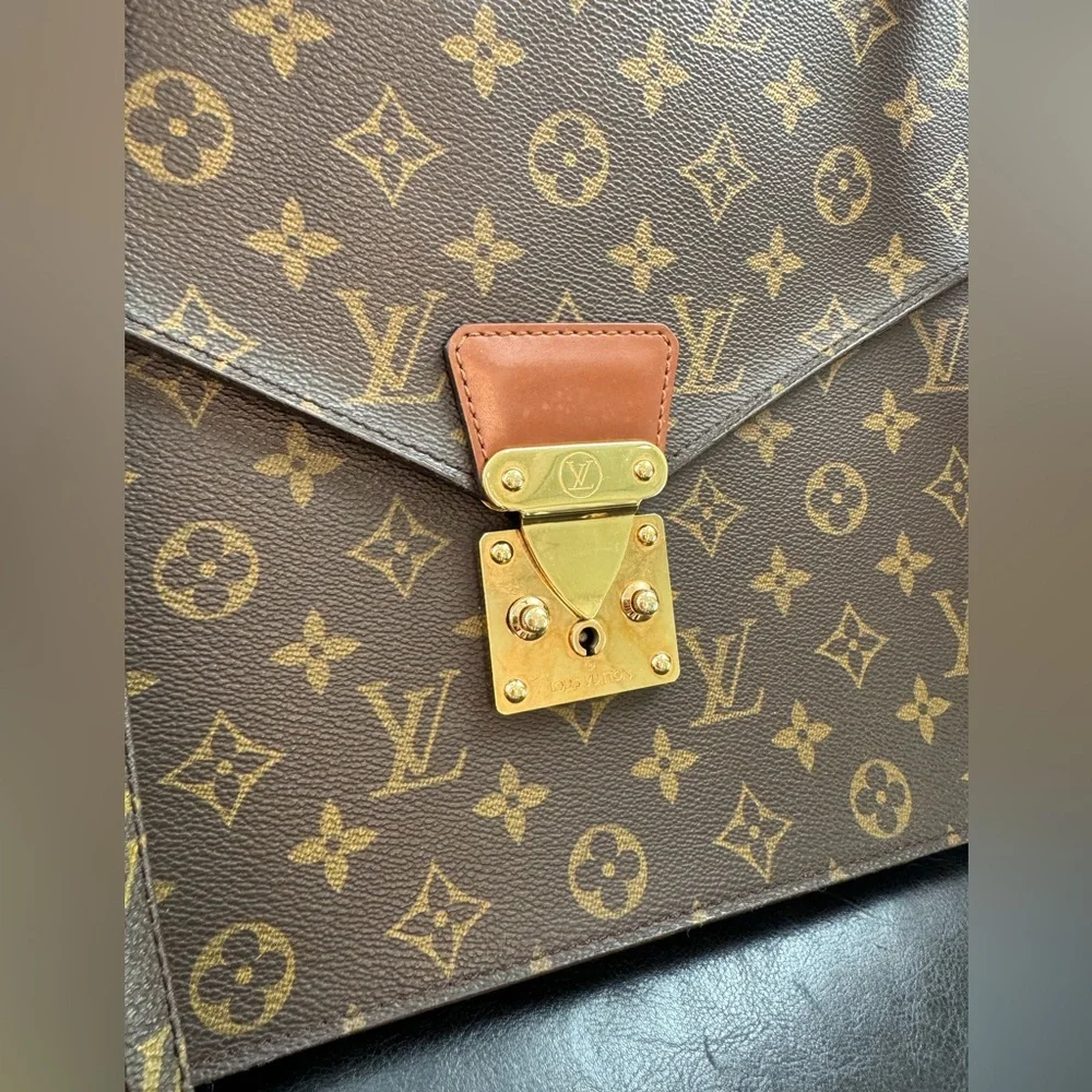 Louis Vuitton Monogram Briefcase with crossbody strap (and keys)